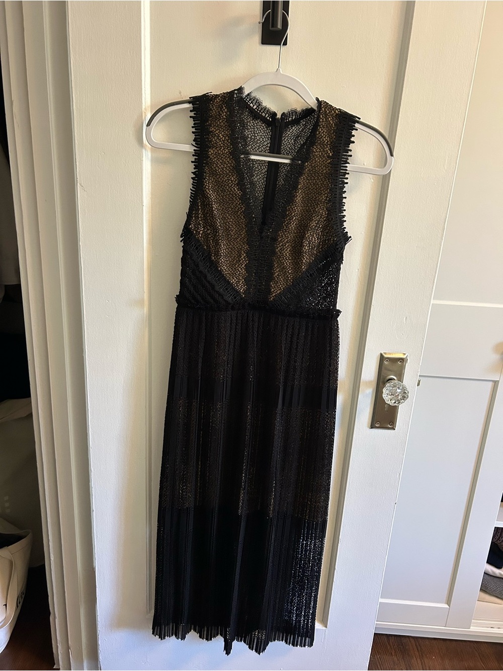 Alexis Black Sleeveless Midi Dress